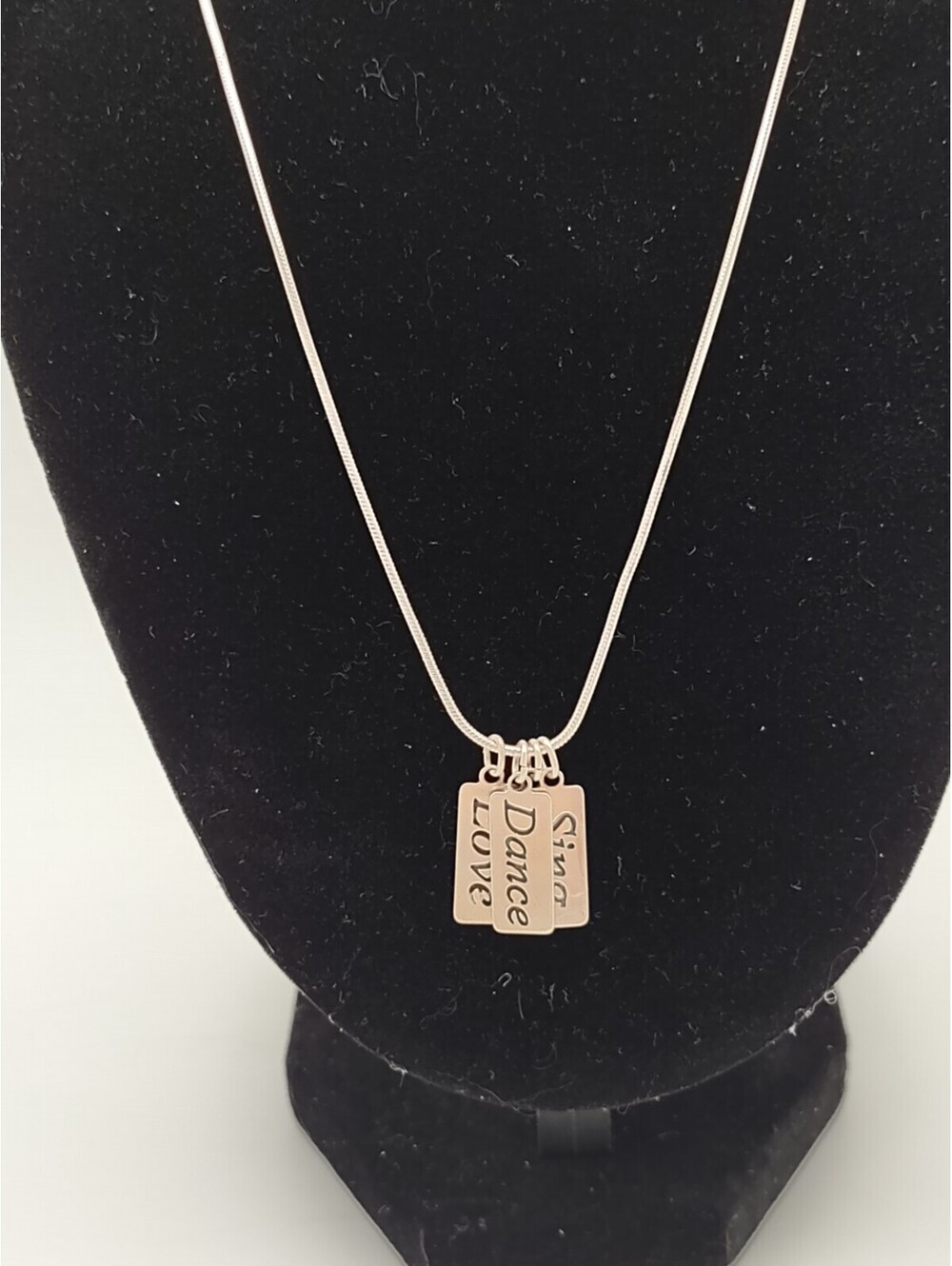 Carolyn Pollack Relios Silver Live Love Dance Sing Necklace - Picture 2 of 7